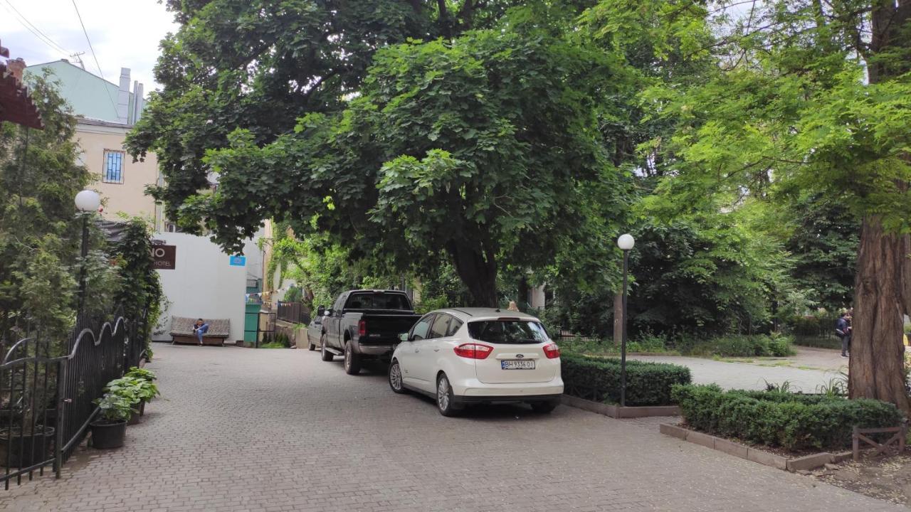 Квартира На Дерибасовcкой Odessa Extérieur photo